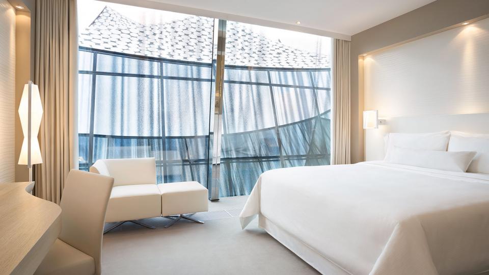 The Westin Hamburg classic Elbphilharmonie room