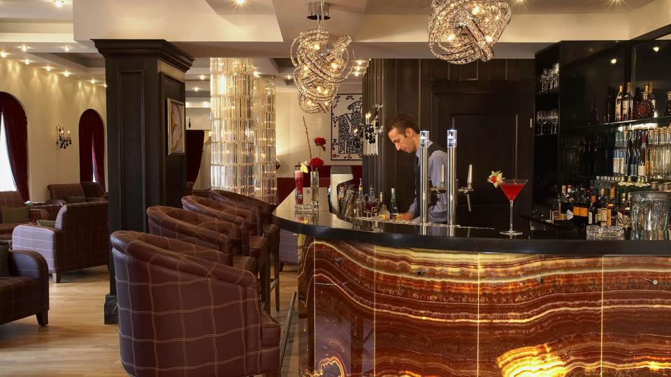 Schlosshotel Velden bar